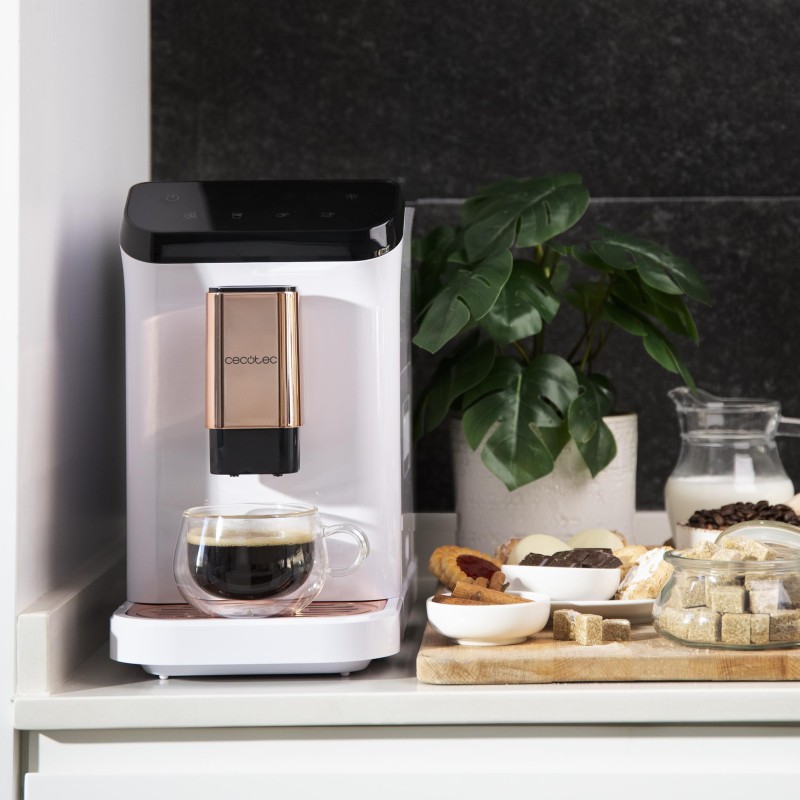 Cremmaet Macchia White Rose